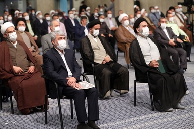 دیدار کارگزاران حج و زیارت با رهبر معظم انقلاب
