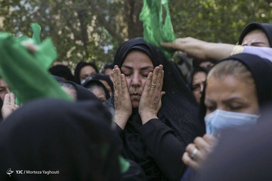 تشییع پیکر دو برادر جانباخته حادثه متروپل