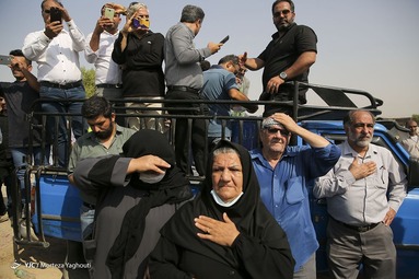 تشییع پیکر دو برادر جانباخته حادثه متروپل