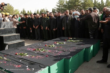 تشییع پیکر جان باختگان قطار مسافری مشهد - یزد
