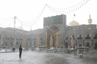 باران رحمت در شب میلاد امام مهربانی ها