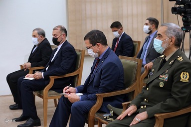 دیدار رئیس جمهور با ونزوئلا با رهبر معظم انقلاب