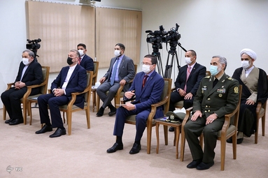 دیدار رئیس جمهور با ونزوئلا با رهبر معظم انقلاب