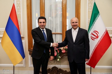 دیدار روسای مجلس ایران و ارمنستان