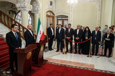 دیدار روسای مجلس ایران و ارمنستان
