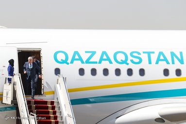 ورود رئیس جمهور قزاقستان به تهران