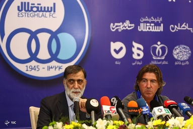 مراسم معارفه و نشست خبری ریکاردو ساپینتو سرمربی جدید استقلال