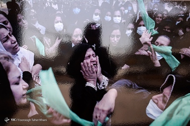 نمایشگاه عکس و پوستر «آبادان روایت همدلی» - ایوان انتظار میدان ولیعصر (عج)