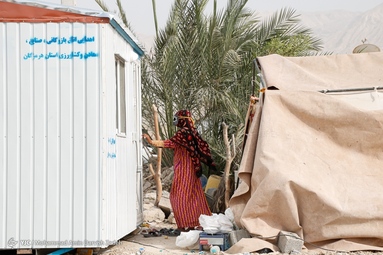 ادامه عملیات امداد رسانی و آواربرداری در روستای سایه خوش - هرمزگان