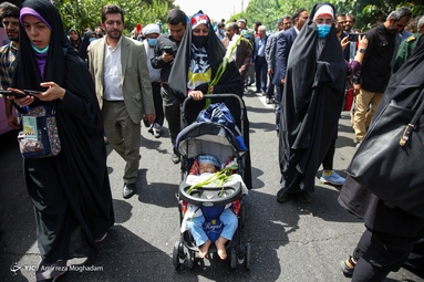 مراسم تشییع و خاکسپاری پیکر‌های دو شهید گمنام دفاع مقدس - مجموعه ورزشی انقلاب تهران