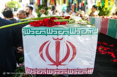 مراسم تشییع و خاکسپاری پیکر‌های دو شهید گمنام دفاع مقدس - مجموعه ورزشی انقلاب تهران