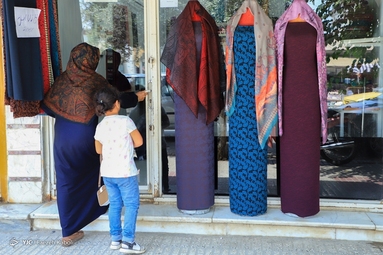 تکاپوی ترکمن ها در خرید عیدانه های قربان