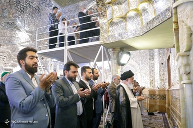 اقامه نماز عید سعید قربان - حرم مطهر رضوی