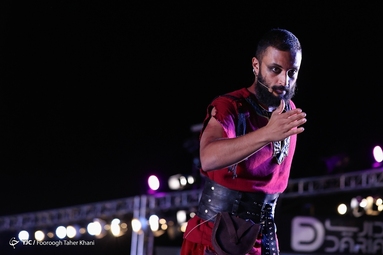 کنسرت نمایش سی‎صد