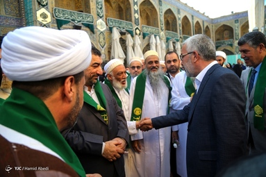 آغاز جشن های غدیر با احتزاز پرچم غدیر بر فراز ایوان طلا  حرم حضرت امام  علی (ع) - نجف اشرف