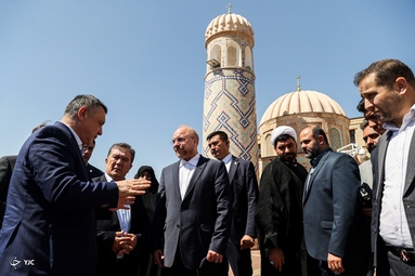 محمدباقر قالیباف رئیس مجلس شورای اسلامی، از مراکز فرهنگی و تاریخی شهرهای سمرقند و بخارا بازدید کرد