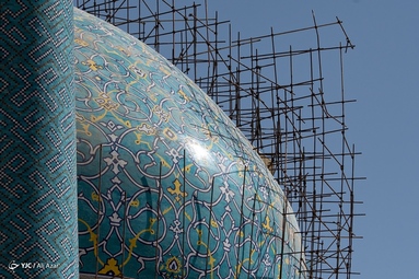 بازسازی غیر اصولی و اعوجاج در گنبد مسجد امام (ره) - اصفهان