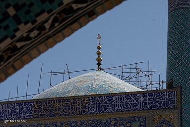 بازسازی غیر اصولی و اعوجاج در گنبد مسجد امام (ره) - اصفهان