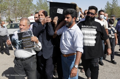 تشییع پیکر بازیگر پیشکسوت 
