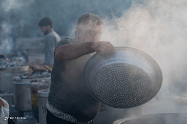 پخت و توزیع ۱۵۰دیگ غذای نذری به مناسبت عید غدیر خم - مبارکه اصفهان
