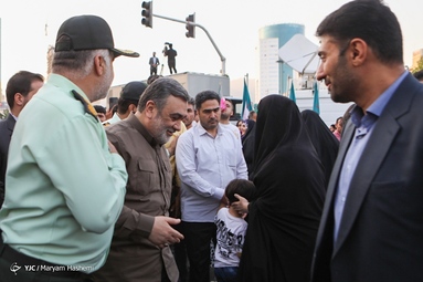 «مهمونی ۱۰ کیلومتری» عید غدیر - خیابان ولیعصر تهران