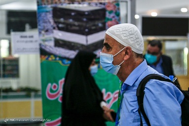 بازگشت اولین گروه از حجاج خانه  خدا استان فارس و کهکیوله و بویراحمد - فرودگاه شهید دستغیب شیراز