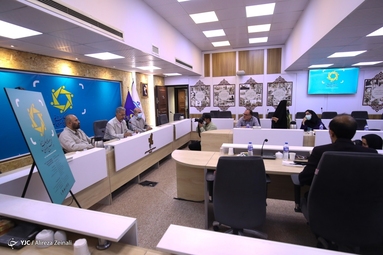 آیین رونمایی از نشان پنجمین دوسالانه ملی عکس نور