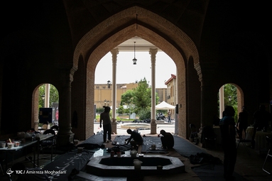 کارگاه پارچه‌نویسی عاشورایی «کاتبان سوگ»