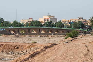 پل تاریخی «ورگان»  در شهرستان فلاورجان - اصفهان