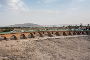 پل تاریخی «ورگان»  در شهرستان فلاورجان - اصفهان