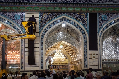 سیاه پوش شدن حرم حضرت فاطمه معصومه (س) در آستانه محرم