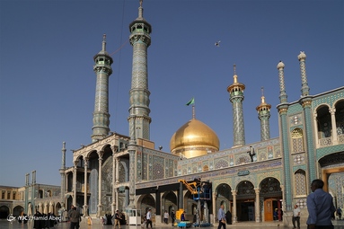 سیاه پوش شدن حرم حضرت فاطمه معصومه (س) در آستانه محرم
