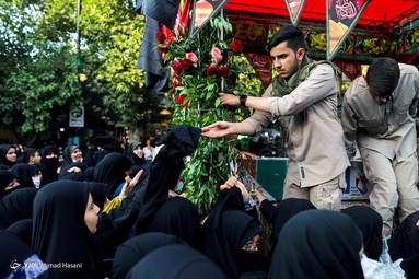 تشییع پیکر شهدای تازه تفحص شده مدافع حرم - مشهد مقدس