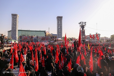 تشییع پیکر مطهر 5 شهید مدافع حرم