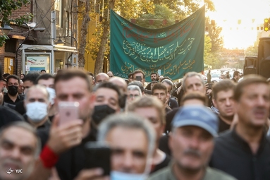 حضور رئیس مجلس در هیئت‌های عزاداری اردبیلی‌ها و لرستانی‌های مقیم تهران