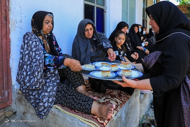 مراسم عزاداری حضرت اباعبدالله الحسین (ع) در روستای جهان نما با ساده ترین امکانات برگزار می شود - گلستان