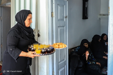 مراسم عزاداری حضرت اباعبدالله الحسین (ع) در روستای جهان نما با ساده ترین امکانات برگزار می شود - گلستان