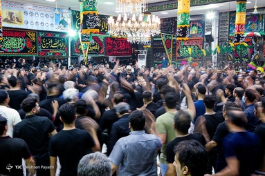 سینه زنی سنتی بوشهر یکی از اشکال عزاداری در جنوب کشور است