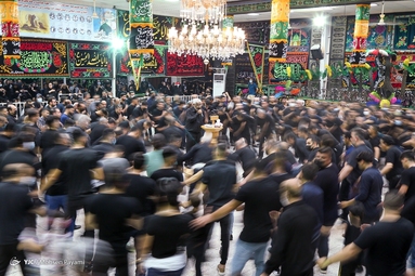 سینه زنی سنتی بوشهر یکی از اشکال عزاداری در جنوب کشور است
