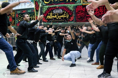 سینه زنی سنتی بوشهر یکی از اشکال عزاداری در جنوب کشور است