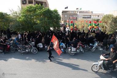 کاروان عظیم نمادین کربلا در خمینی شهر - اصفهان