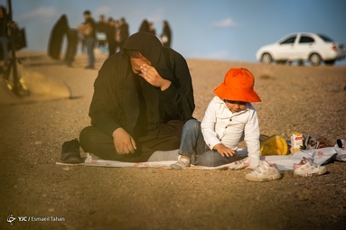 حسینیه صحرایی با هدف احیای سنت عزاداری در صحرا در روزهای هشتم، نهم و دهم محرم در منطقه کویر خوریان سمنان برپا می‌شود.