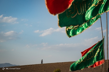 حسینیه صحرایی با هدف احیای سنت عزاداری در صحرا در روزهای هشتم، نهم و دهم محرم در منطقه کویر خوریان سمنان برپا می‌شود.