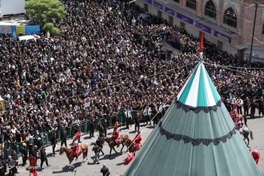 عزاداری و خیمه سوزان عاشورای حسینی - چهارراه گلوبندک