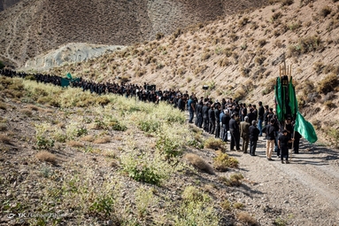 مراسم عزاداری ظهر عاشورای حسینی (ع) در روستای اروانه - سمنان