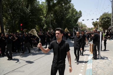 مراسم عزاداری ظهر عاشورای حسینی (ع) - اردکان یزد