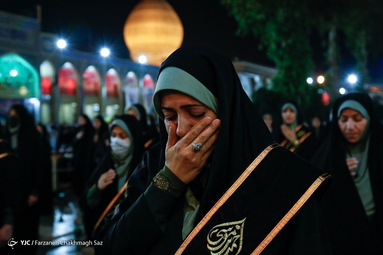 لاله گردانی در شب شام غریبان - حرم شاهچراغ (ع)