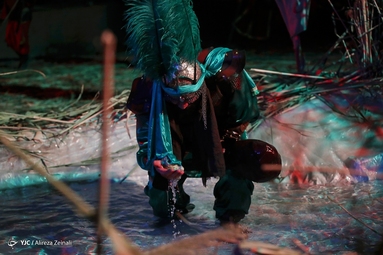 نمایش آیینی شب غریبانه