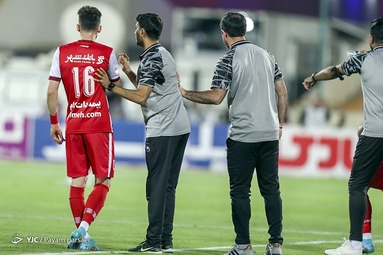 لیگ برتر فوتبال/ پرسپولیس تهران ۰ - فولاد خوزستان ۰