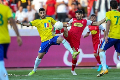 لیگ برتر فوتبال/ پرسپولیس تهران ۲ - صنعت نفت آبادان ۰